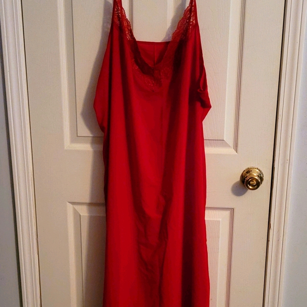 NWOT Long Red Nightgown
